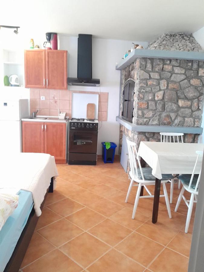 Appartement Kiko 2 à Senj  Extérieur photo